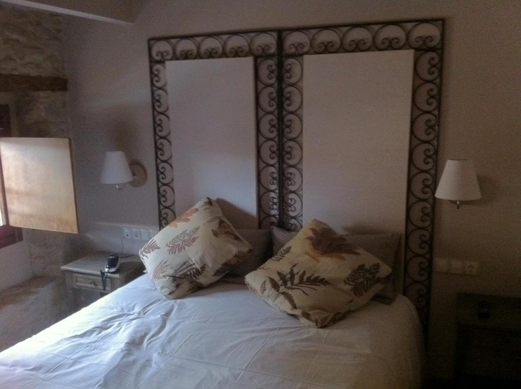 Hotel El Cerco Puente la Reina الغرفة الصورة