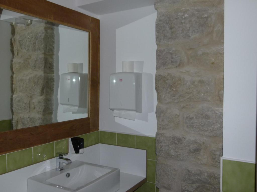Hotel El Cerco Puente la Reina الغرفة الصورة